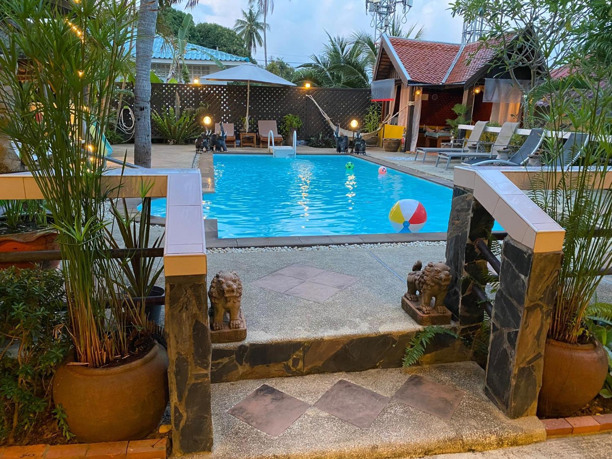 Bee Nat Garden Resort Bang Rak Beach  Exterior photo