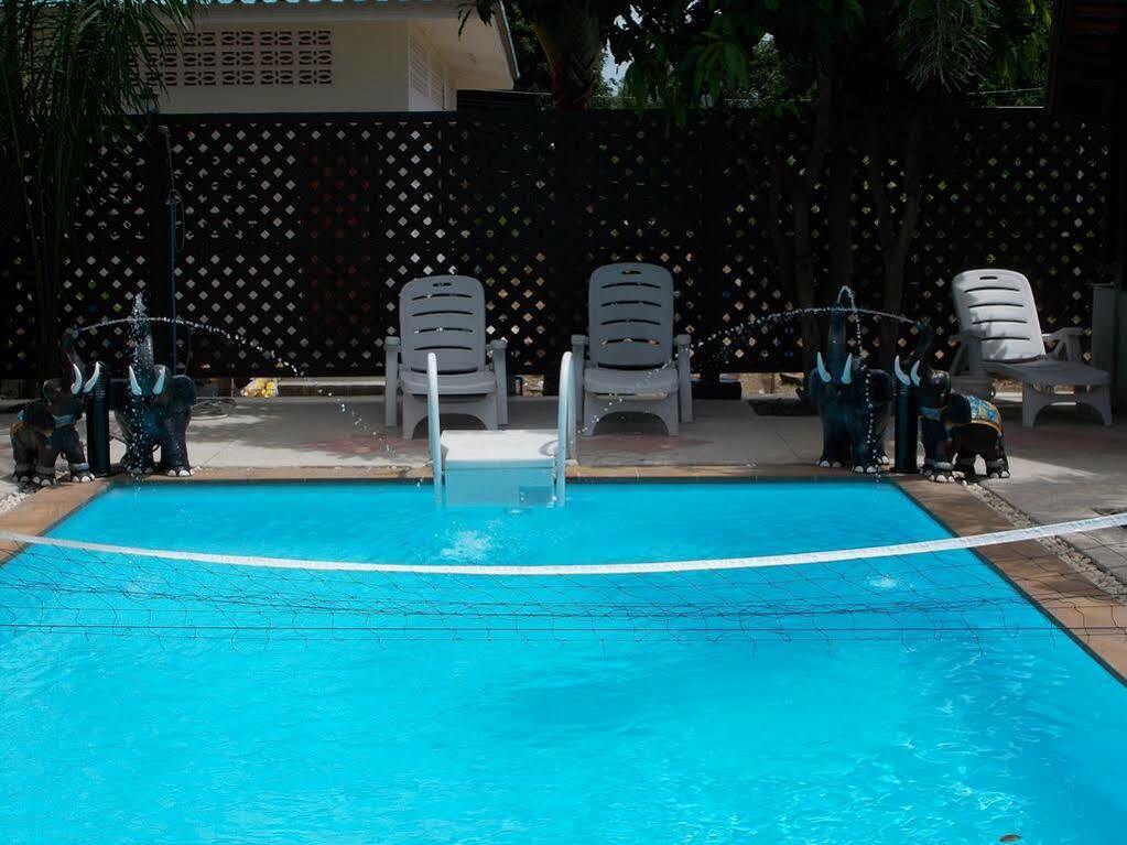Bee Nat Garden Resort Bang Rak Beach  Exterior photo